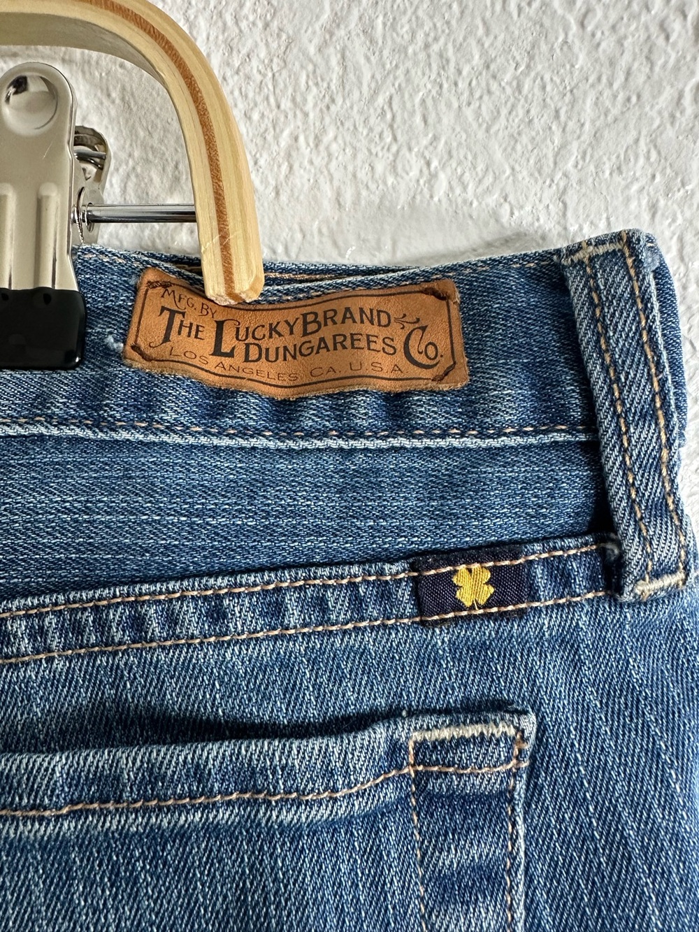Lucky Brand Abbey Short Embroidered Denim Shorts Size 10/30 - Picture 4 of 10